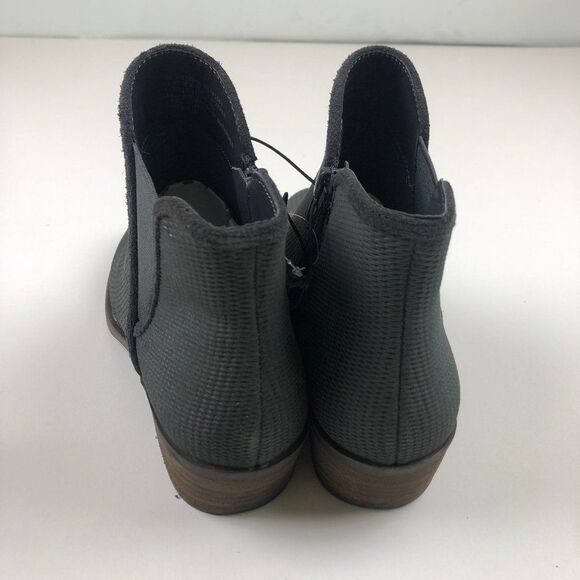 Kensie Gerona Dark Grey Suede Stacked Heel Bootie - Picture 3 of 9